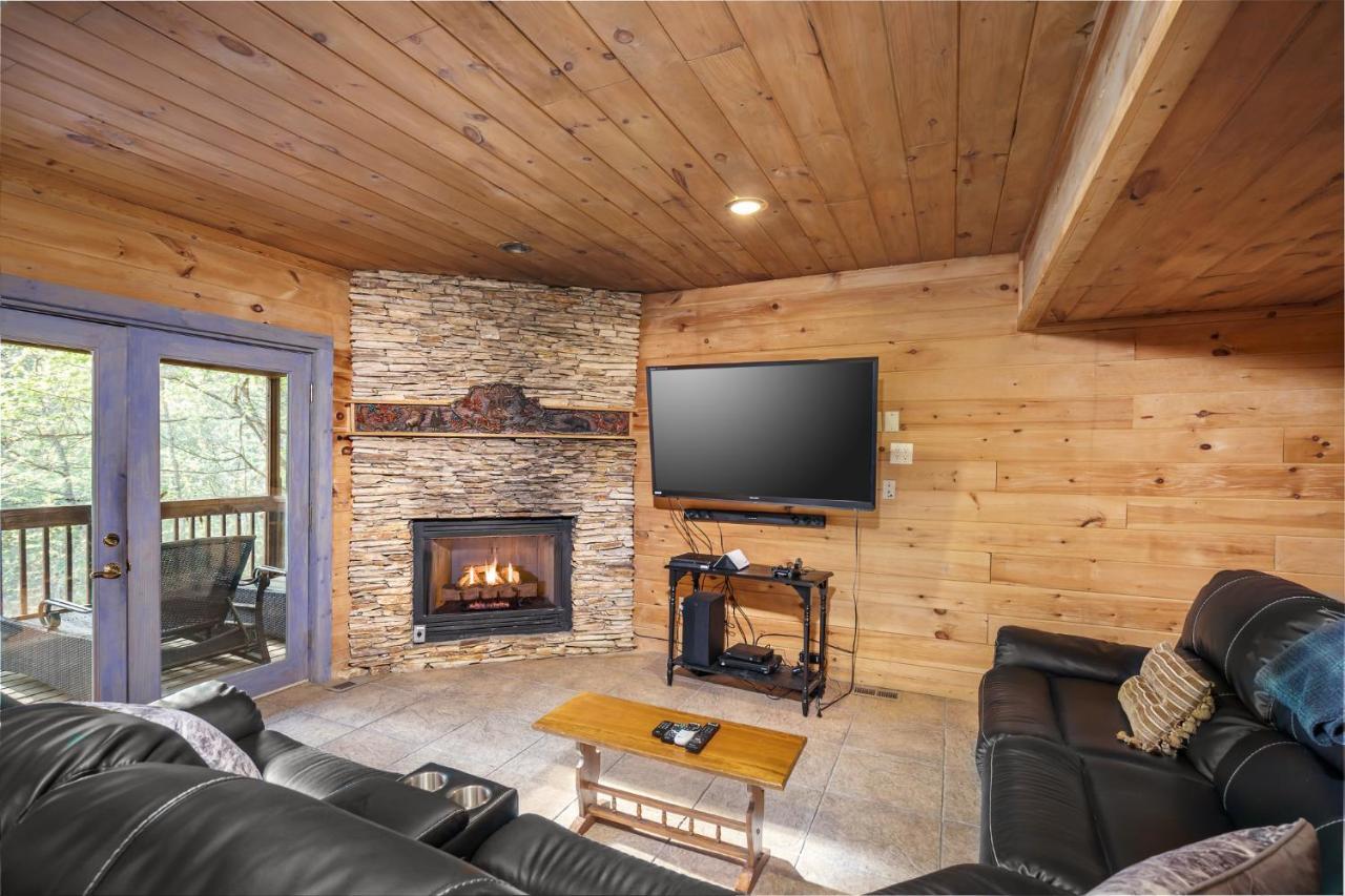 Glori'S Retreat, Game Room, 1089 Of Free Attraction Tickets For Each Paid Day, Dollywood And More Pigeon Forge Exterior foto