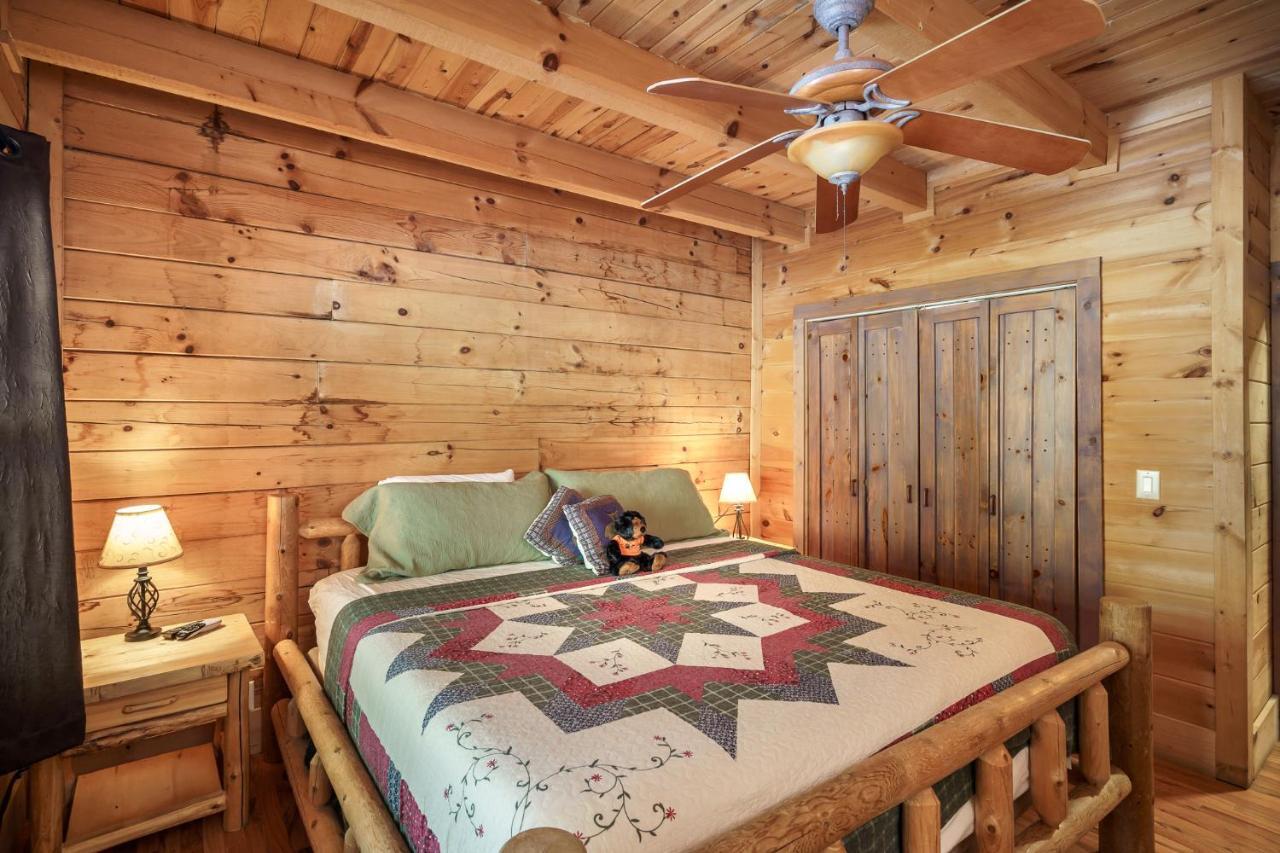 Glori'S Retreat, Game Room, 1089 Of Free Attraction Tickets For Each Paid Day, Dollywood And More Pigeon Forge Exterior foto