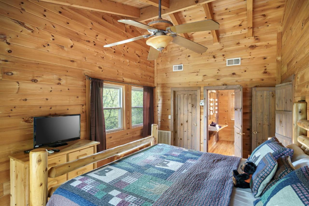 Glori'S Retreat, Game Room, 1089 Of Free Attraction Tickets For Each Paid Day, Dollywood And More Pigeon Forge Exterior foto